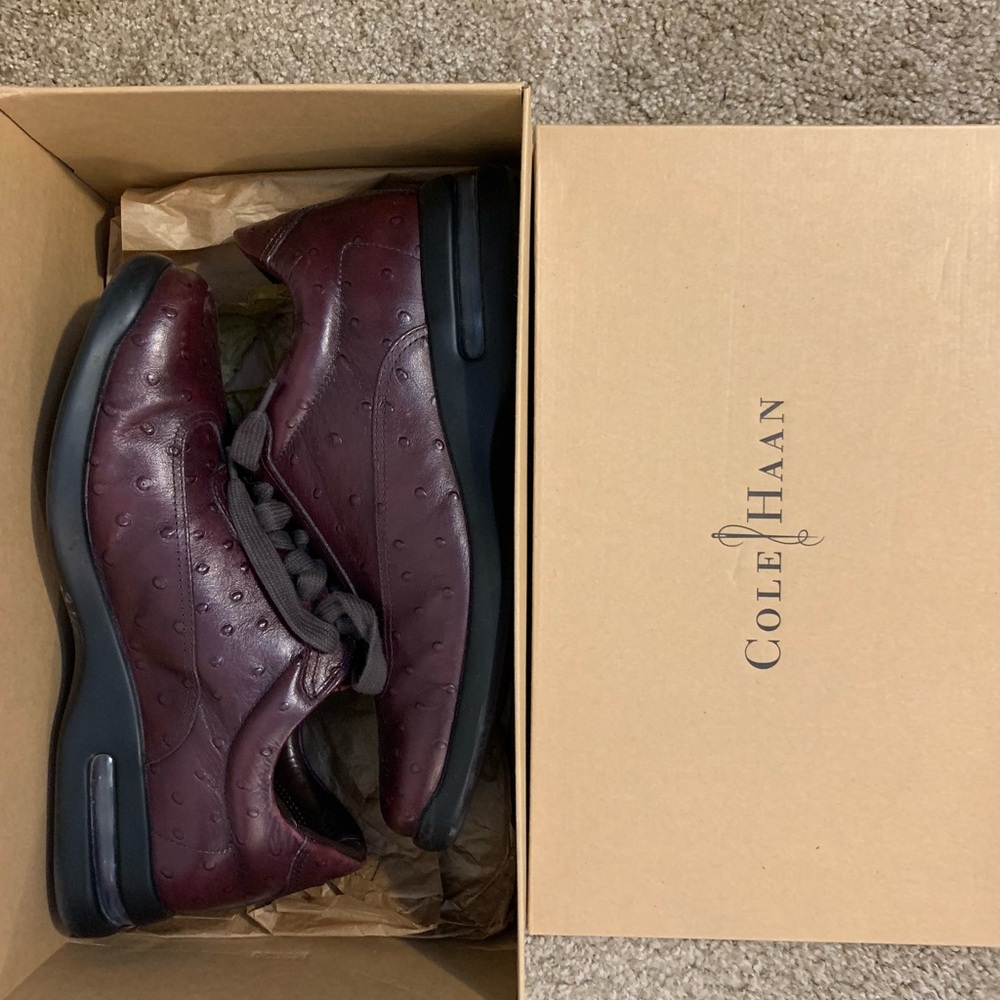 Men’s Burgundy Ostrich print Cole Haan casual shoe